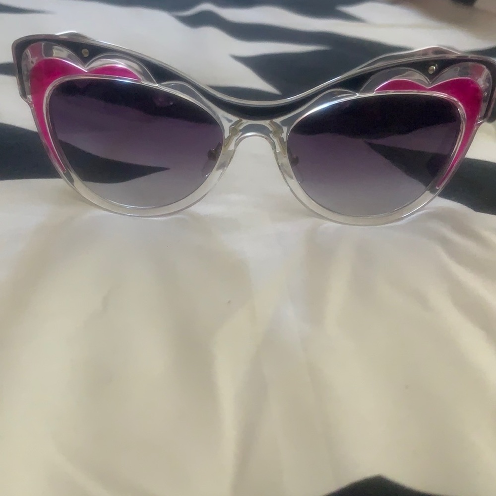 Women’s sunglasses